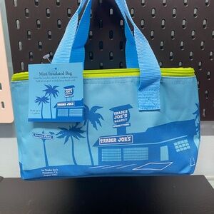 Trader Joe’s Blue Insulated Lunch Bag Limited Edition NWT